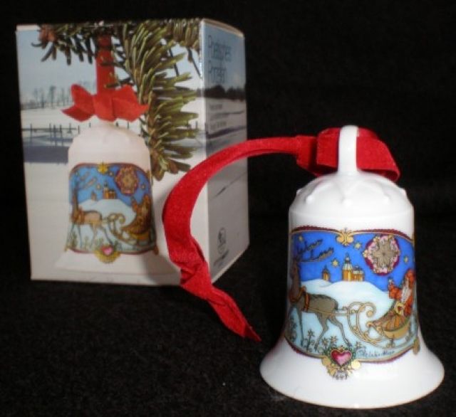 Hutschenreuther Weihnachtsglocke 1978 - Glas Porzellan Antiquarisch - Bredstedt