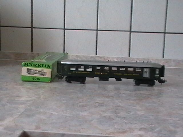 Verk Merklin Eisenbahnwagen - Spielzeug Sammlungen - Brunnenstr 5