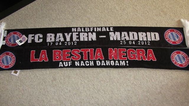 Original FC Bayern München Schal LA BESTIA NEGRA NEU mit Etikett Finale Einzug  - Sonstige Sammlungen - Eichendorf
