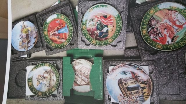 12 Sammelteller von Limoges   1 Karl Bredal Fachwerk - Glas Porzellan Antiquarisch - München