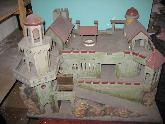 Holz-Ritterburg - Spielzeug Sammlungen - gelsenkirchen