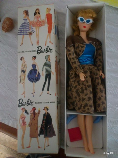 Barbie Teenage Fashion Model with Pedestal Stock No.850 BLOND - Spielzeug Sammlungen - Scheiden