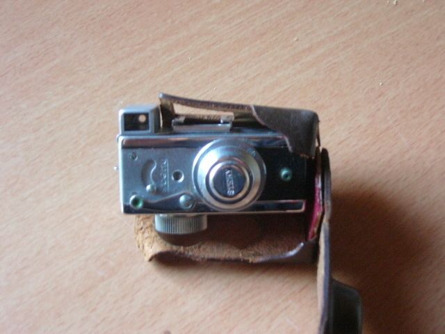 Kleinstfilmkamera Steky, Modell III B, mit Ledertasche - Postkarten Filme Fotos - Panker