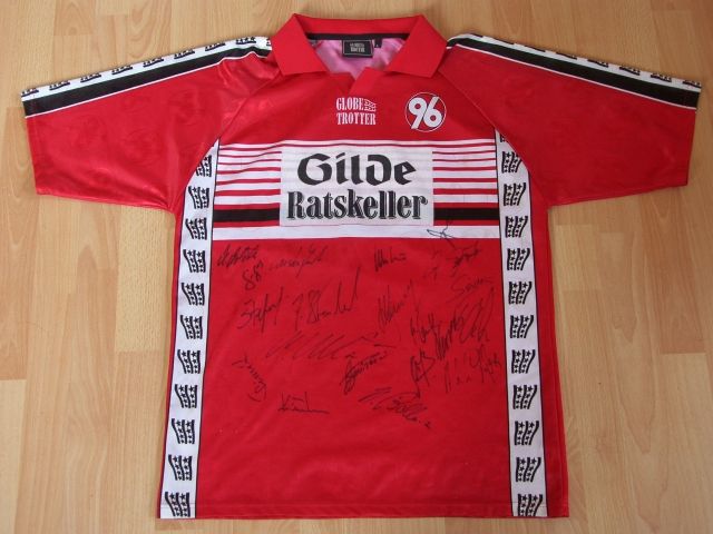 HANNOVER 96 AUFSTIEGS-TRIKOT HANDSIGNIERT     - Fanartikel - Almstedt