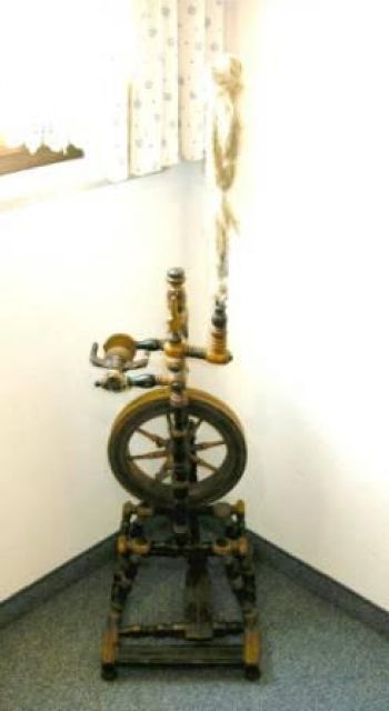 Spinnrad, Antiquität - Sonstige Antiquitaeten - Stephanskirchen