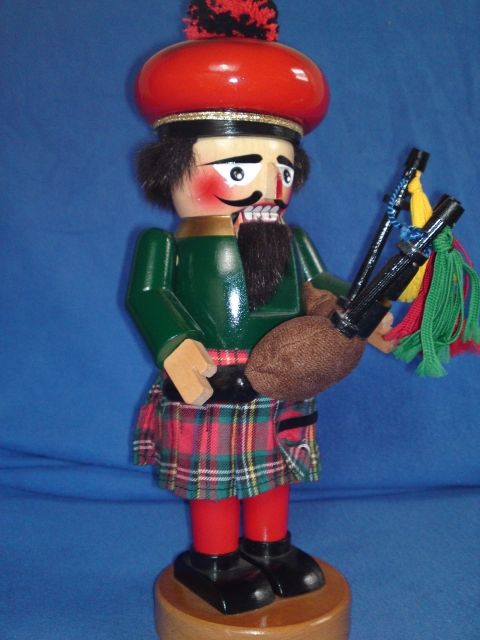 Sammlungsauflösung von Nußknacker von Steinbach,Ulbrich - Sonstige Sammlungen - Stammbach