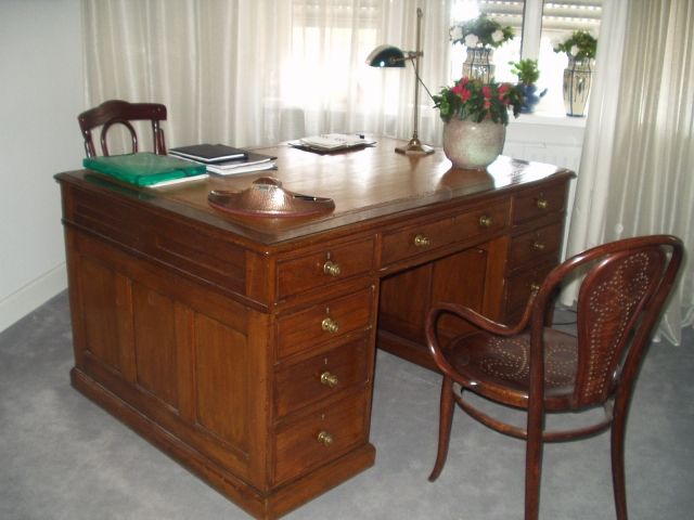 Original englischer Partner-Desk - Moebel Antiquarisch - Karlsruhe