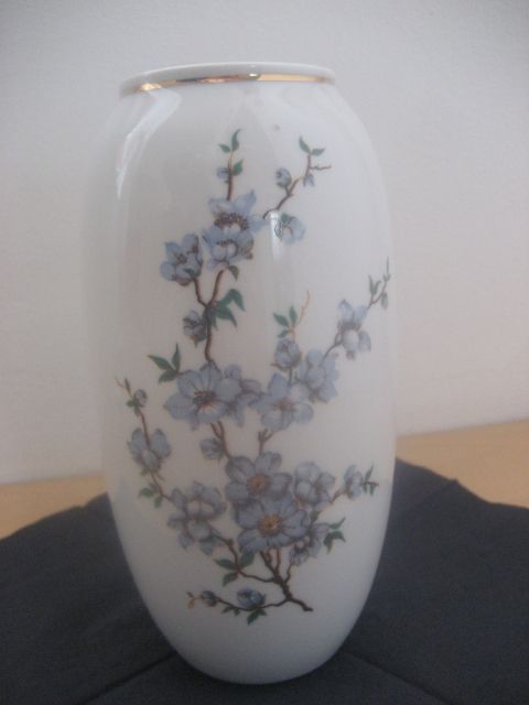 Hollohaza - Vase - Glas Porzellan Antiquarisch - Wolkersdorf