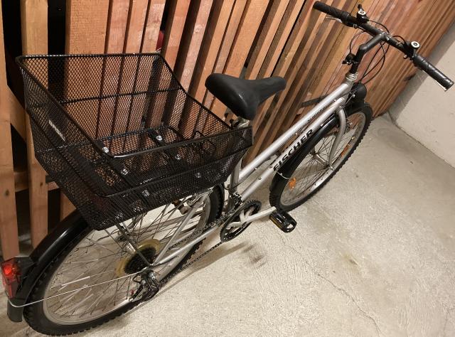 Damenfahrrad MTB Fischer, Räder 26 Zoll, Rahmenhöhe 49½ cm, 18 Gänge, Licht - Sonstige Antiquitaeten - München