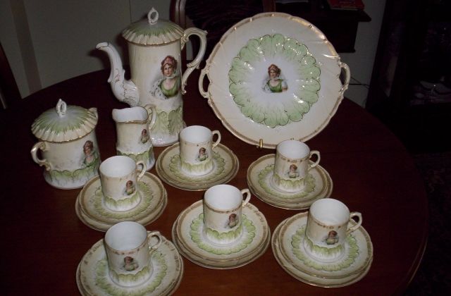 Altes porcellan - Glas Porzellan Antiquarisch - Basdorf