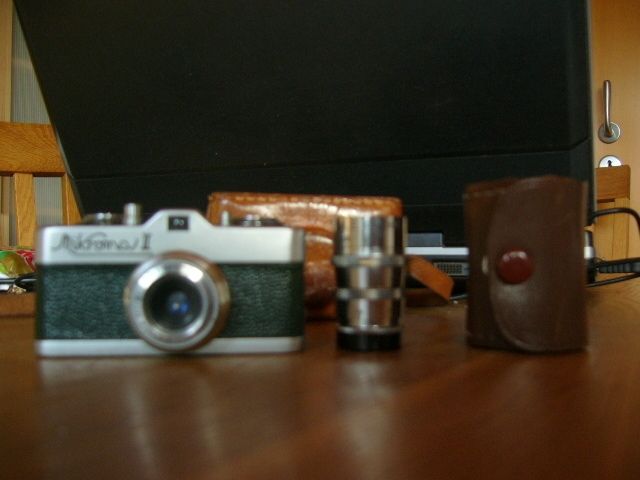 Kleinstkamera Mikroma II mit Teleobjektiv und Ledertasche - Postkarten Filme Fotos - Panker