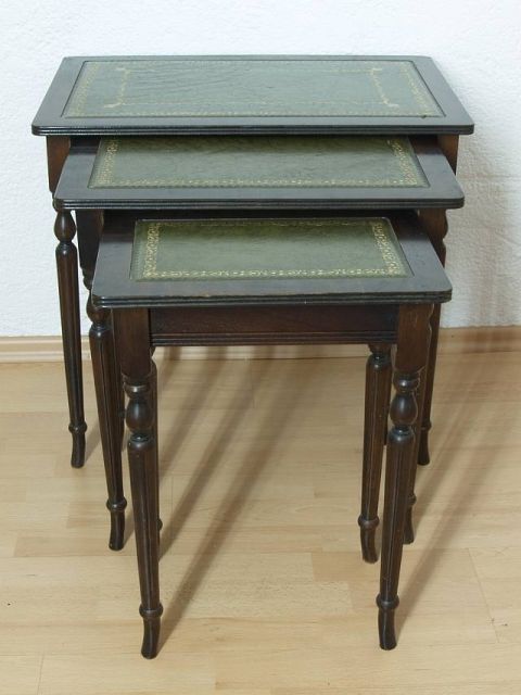 Nest of Tables/Dreisatztisch - Original englische Herstellung - Moebel Antiquarisch - Berlin