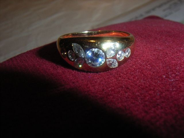 Ring mit Diamanten und Brillanten - Schmuck Edelmetalle Uhren - Alzenau