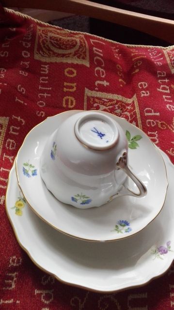 Sammeltassen - Glas Porzellan Antiquarisch - Eisenach