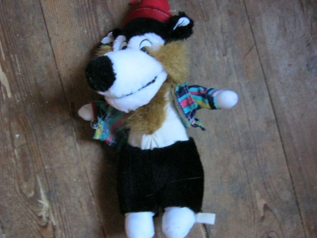 Schwarzer Hund mit kleinem bunten Shirt - Spielzeug Sammlungen - Neuenmarkt