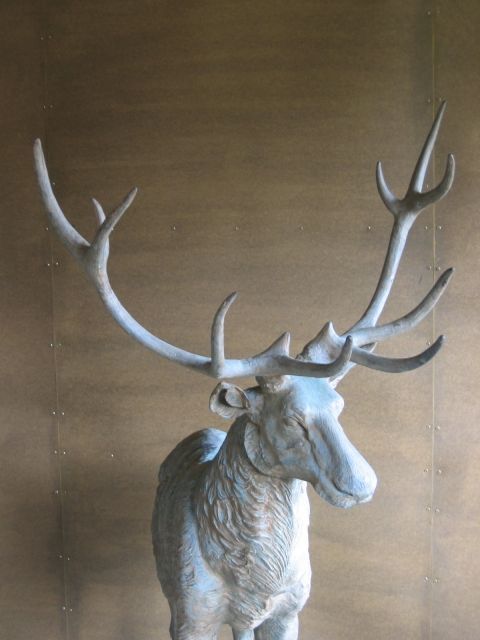 BRONZE HIRSCH    lebensgroß - Kunst Gemaelde Plastik - Bernhardsthal ÖSTERREICH