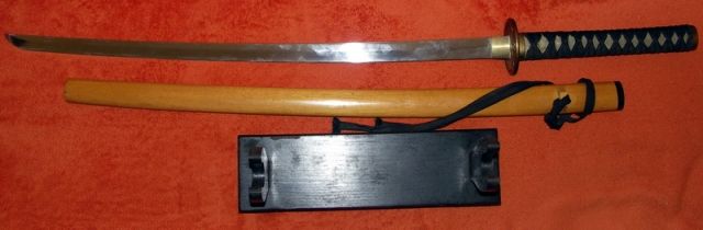 Edles Katana Schwert in Holzscheide - Sonstige Antiquitaeten - Brunsdorf