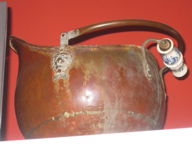Krug kupfer mit porzellangriff - Sonstige Antiquitaeten - Berlin