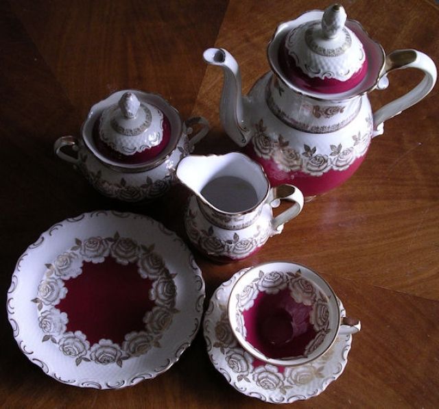 Bavaria Schumann rot-gold - Glas Porzellan Antiquarisch - Alzenau