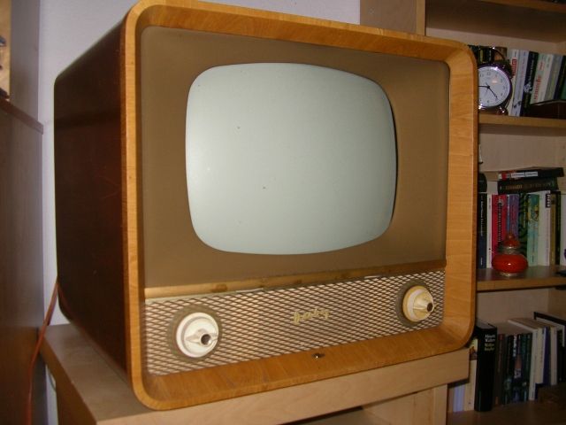  50iger Jahre Nostalgie-Fernsehgerät Rafena Derby Bj.59  - Ostalgie - Hamburg