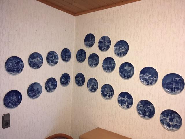 Weihnachtsteller Berliner Serie - Glas Porzellan Antiquarisch - Hagen